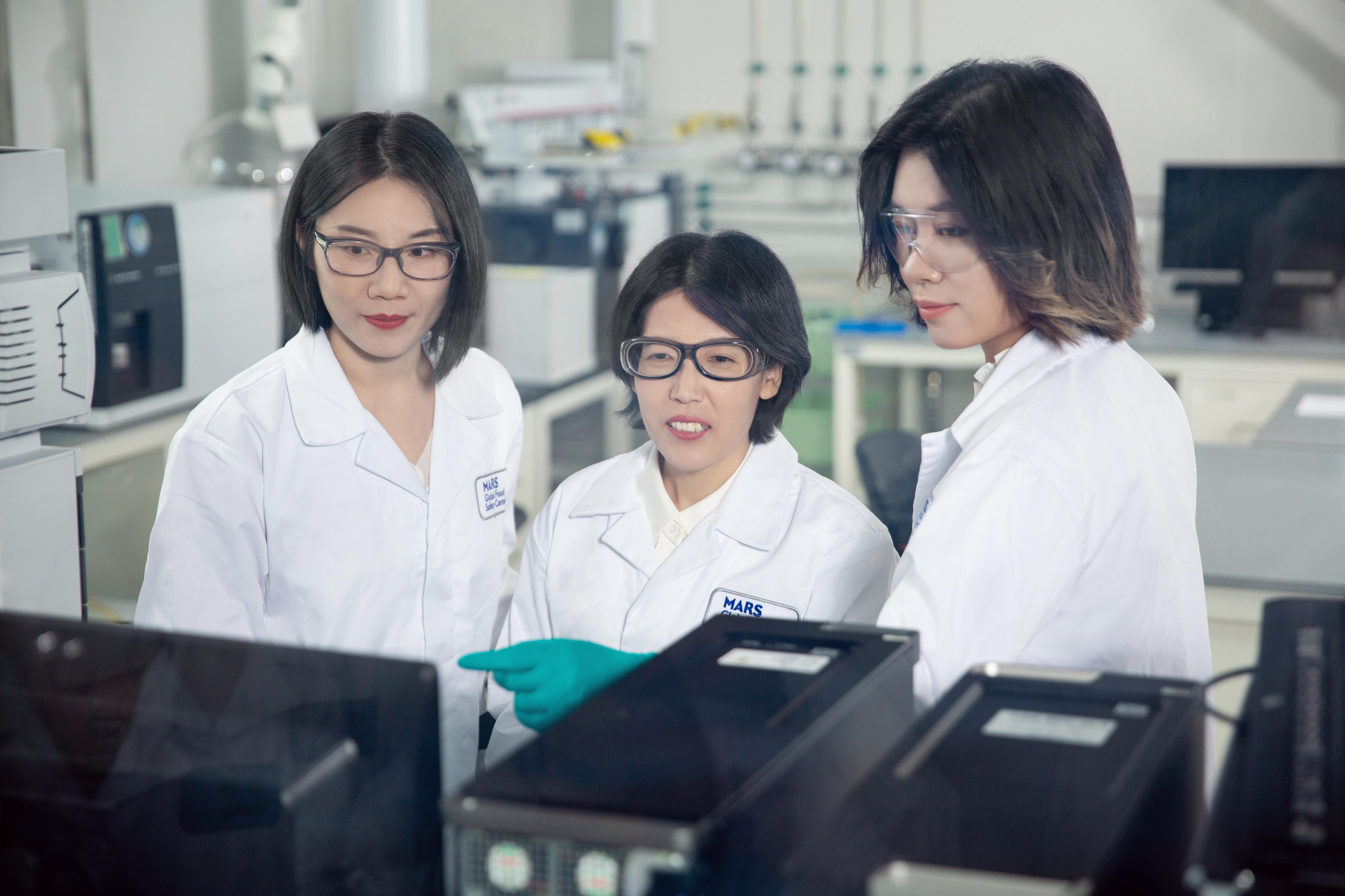 /sites/g/files/jydpyr776/files/styles/crop_freeform/public/2023-11/Mycotoxin%201.jpg?itok=qdmeIr9F